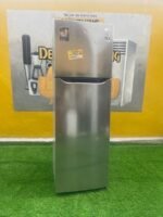 Barely Used LG GN-G272SLCB 279L Top Freezer Refrigerator - Image 8
