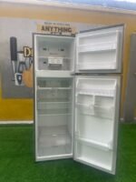 Barely Used LG GN-G272SLCB 279L Top Freezer Refrigerator - Image 6