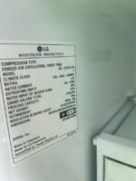 Barely Used 225 LITRES LG INVERTER LINEAR COMPRESSOR DOUBLE DOOR REFRIGERATOR(GN-C222SLCN) - Image 2
