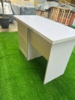 READING TABLE - Image 4