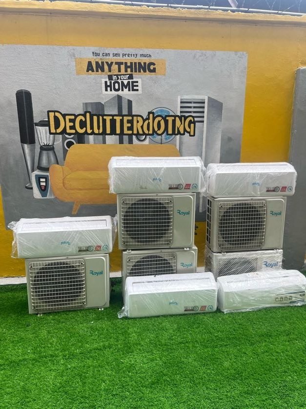 IMG_3542 BARELY USED 1.5HP ROYAL AC (FB12RSA) - Image 1