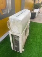 Barely Used 1.5HP KELON AC - Image 2