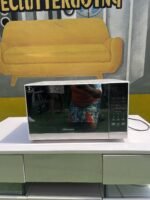 Hisense 36L Smart Digital Microwave Oven - 1000W - H36MOMMI(slightly rusted)