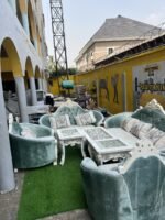 BRAND NEW TOP QUALITY TURKISH 7 SEATER IMPORTED ROYAL CHAIR WITH 3 IN 1 CENTER TABLE - Image 15
