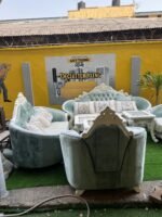 BRAND NEW TOP QUALITY TURKISH 7 SEATER IMPORTED ROYAL CHAIR WITH 3 IN 1 CENTER TABLE - Image 9