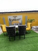 BARELY USED TOP QUALITY 6 SEATER DINING SET - Image 11