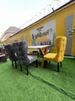 BARELY USED TOP QUALITY 6 SEATER DINING SET - Image 14