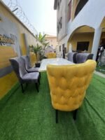 BARELY USED TOP QUALITY 6 SEATER DINING SET - Image 5