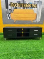BARELY USED BLACK TOP QUALITY TV CONSOLE(003)