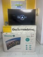 BARELY USED 55" HISENSE 4K UHD SMART CURVED TV (SERIES 6) (55M5600UCW) - Image 6