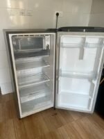 Barely Used 215 LITERS LG Smart Inverter REFRIGERATOR (GL-B221ALLB) - Image 2