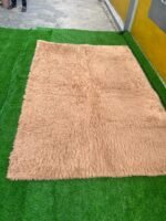 BARELY USED 5 BY 7 FLUFFY FUR RUG (003) - Image 3