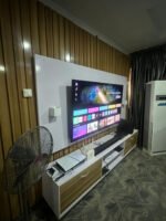 Barely used tv console with wall cladding (size not indicated) - Image 2
