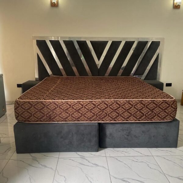 Barely used 6by7 top quality bedframe with mattress and two side stool