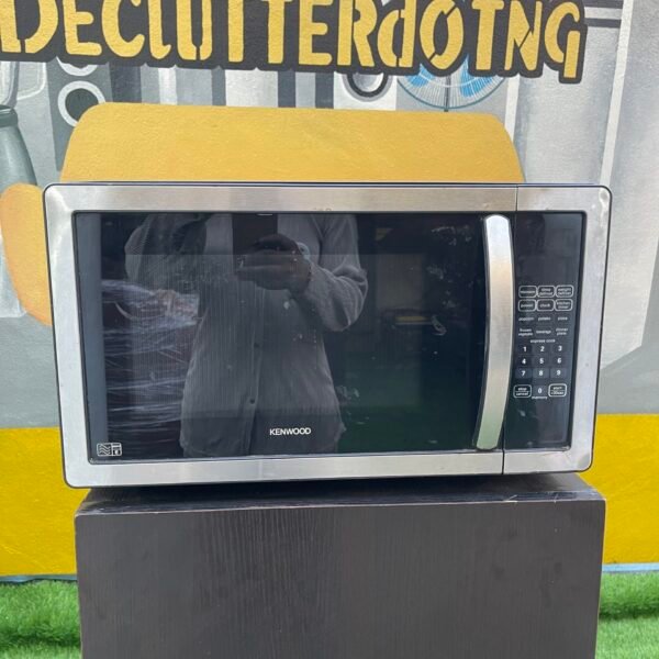 Neatly Used 25L Kenwood Solo Digital Microwave Oven