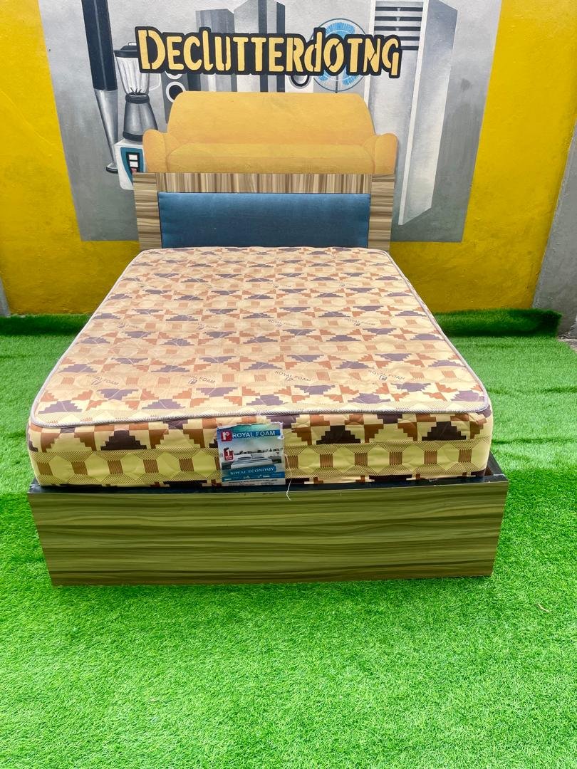 WhatsApp Image 2024-07-05 at 17.55.01 Neatly used 4.5by6 wooden bedframe with mattress - Image 1