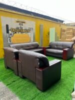 Barely Used Top Quality 7 Seater Lifemate Leather Chair - Image 5