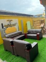 Barely Used Top Quality 7 Seater Lifemate Leather Chair - Image 4
