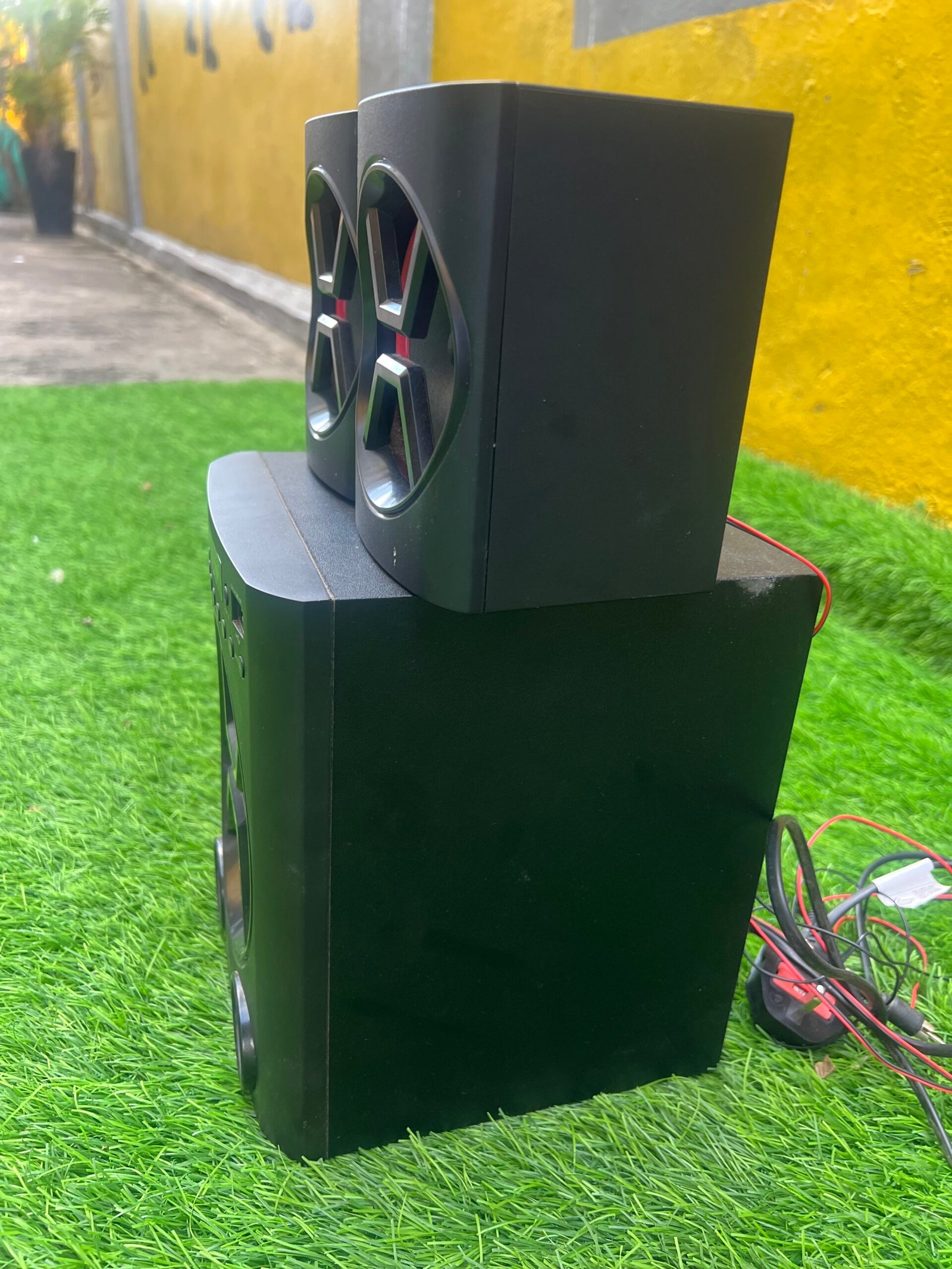 Relatively New LG 40W XBOOM Home Theatre System | AUD 72B (LK72B