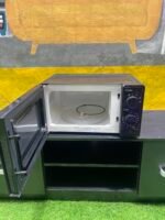 Barely Used 20L Hisense Microwave Oven - H20MOBMG - Image 5