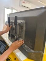 Neatly Used 32inch Panasonic Led tv (TH-32C310M) - Image 5