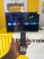 Relatively New 32Inch Hisense Smart TV With Accessories(32A4K)