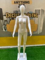 Relatively New White Mannequine