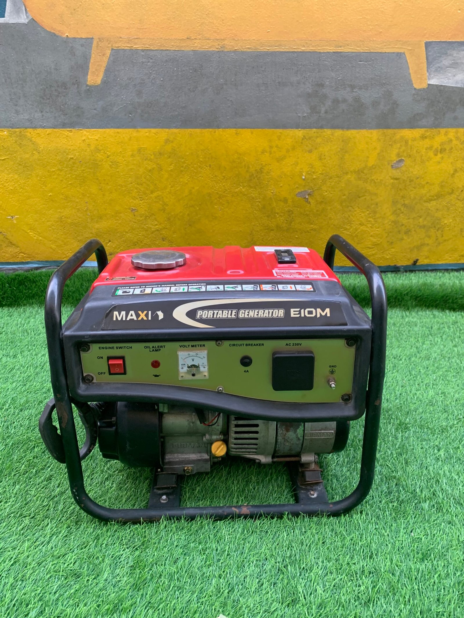 IMG_3160 3 Barely Used Maxi 1.25Kva Manual Starter Generator E10M - Image 1