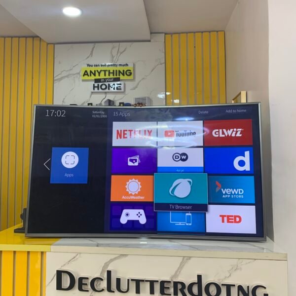 Barely used 55inch Hisense Curved Smart tv(55M5600UCW) NO Carton