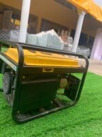 Barely Used 2.5kva Sumec Firman Generator (SPG3000) - Image 4