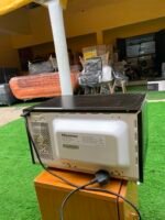 Barely Used Hisense Microwave Oven - 20Liters (H20mobs11) - Image 4
