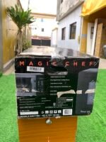 Brand New Magic Chef 0.7 cu. ft. 700-Watt Countertop Microwave (HMM770B2) - Image 3