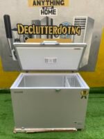 Relatively New 300L Scanfrost Inverter Chest FREEZER With Digital Thermostat Controller Display SILVER (SFL300INV) - Image 2