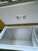 Relatively New 300L Scanfrost Inverter Chest FREEZER With Digital Thermostat Controller Display SILVER (SFL300INV) - Image 3