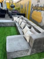 A month Used Top Quality 7 Seater U Shape Sofa Set With Exotic Throw Pillows - Image 4