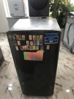 slightly rusted samsung Single Door refrigerator