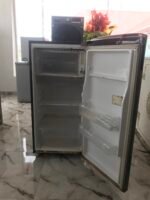slightly rusted samsung Single Door refrigerator - Image 6