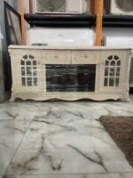Neatly Used ROYAL FIRE PLACE TV CONSOLE( plug Needs To Be Changed) - Image 4