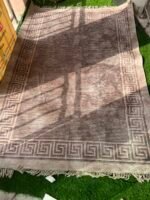 7 BY 10 RUG CENTER RUG (001) - Image 2