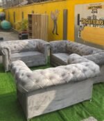 Barely Used Top Quality 7 Seater Chesterfield Sofa Set (3,2,2) - Image 3
