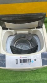 Neatly Used 7kg Binatone Top Loader Fully Automatic Washing Machine (BWM - 070C) - Image 6