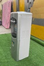 Barely Used Akai Water Dispenser - Image 7
