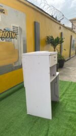 Neatly Used Office/Reception Desk - Image 7