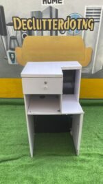 Neatly Used Office/Reception Desk - Image 4