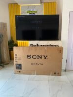 Relatively New 65Inch Sony Bravia 4k SMART TV - KD-65X7000G - Image 10