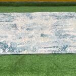 Barely used 150 x 230D Top quality Turkish center rug 100% Heat Set (blue)