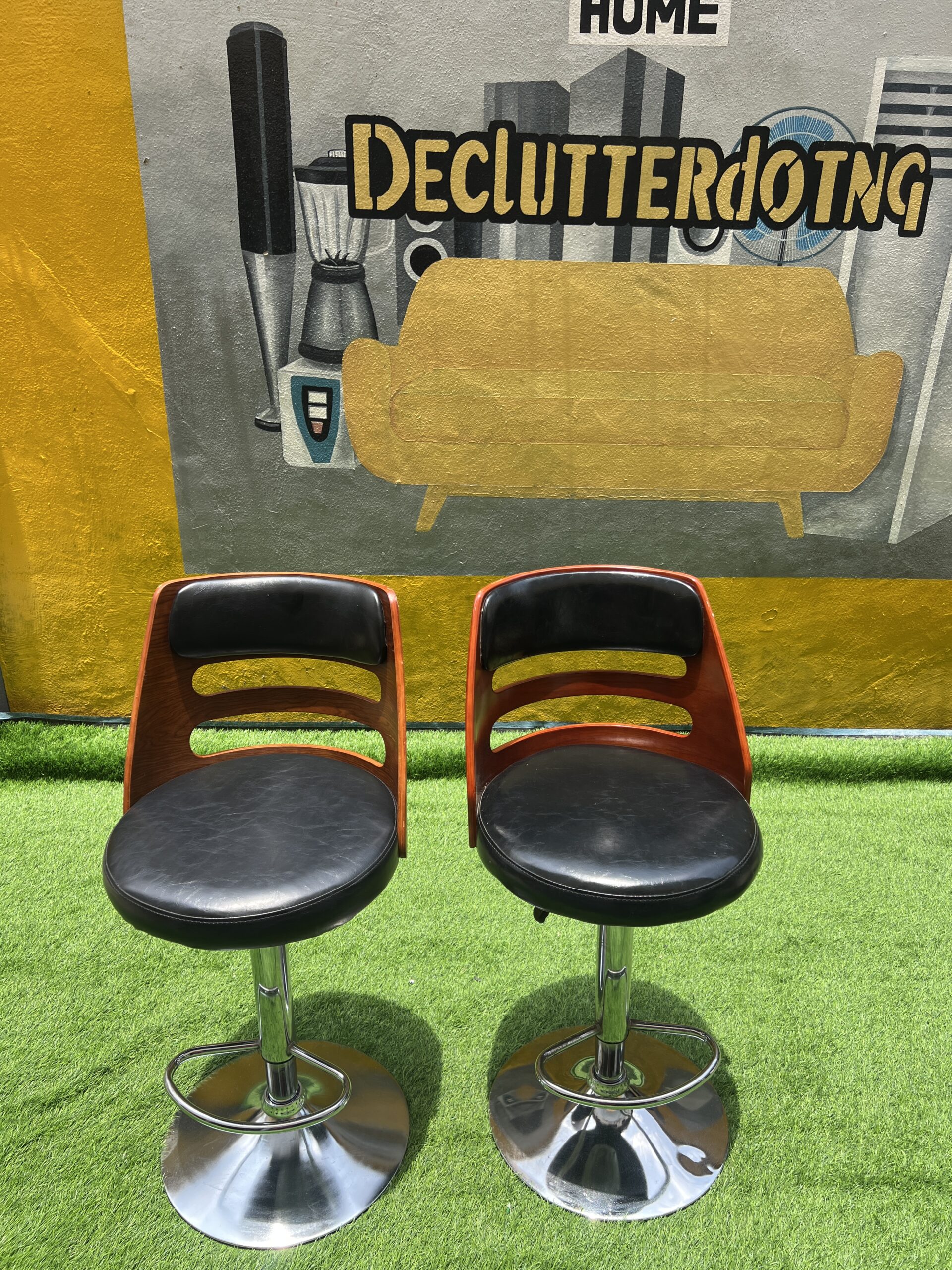 IMG_9157 2 Month Used Top Quality VaVa Bar Stool(Each) - Image 1