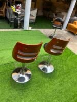 2 Month Used Top Quality VaVa Bar Stool(Each) - Image 4