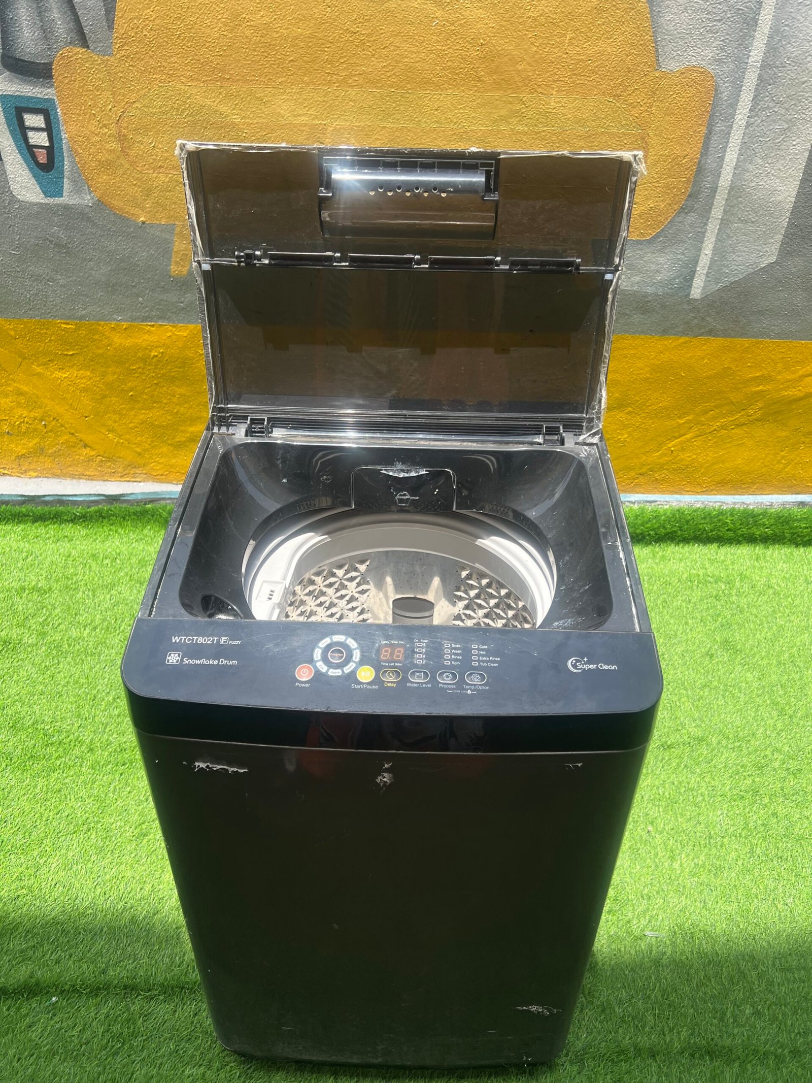 IMG_9278 Barely Used 8Kg Hisense Top Loader Fully Automatic Washing Machine(WTCT802T) - Image 1