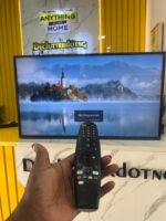 Neatly Used LG 43inch Webos Smart Tv With Magic Remote(Tiny Faint Line)